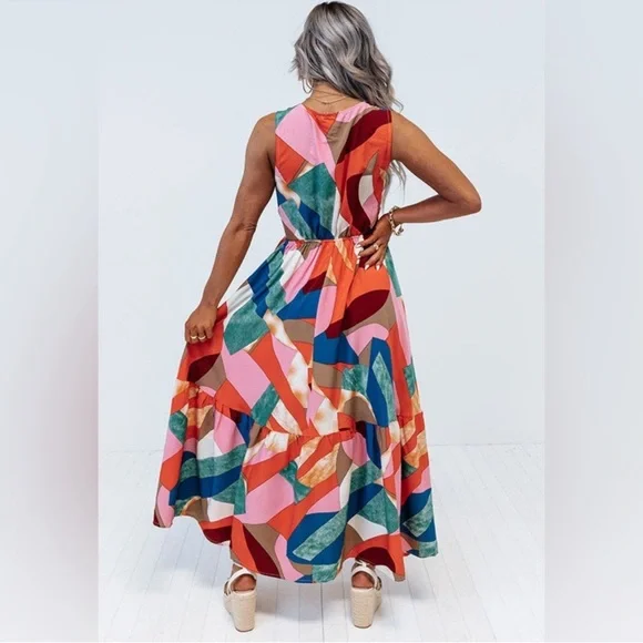 Vici Cutout Midi Dress - Picture 4 of 9